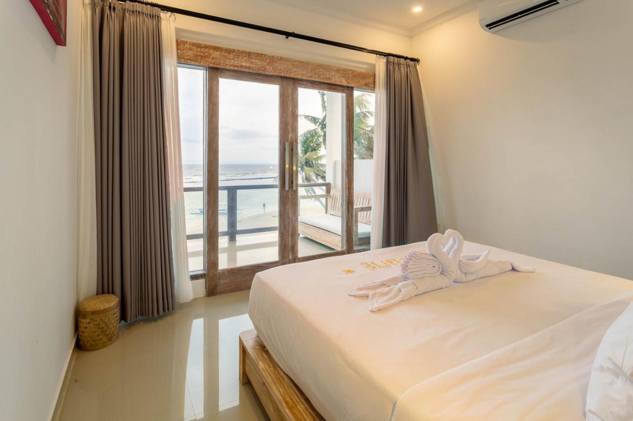 Utama Villas Beach Front Candidasa Exterior photo